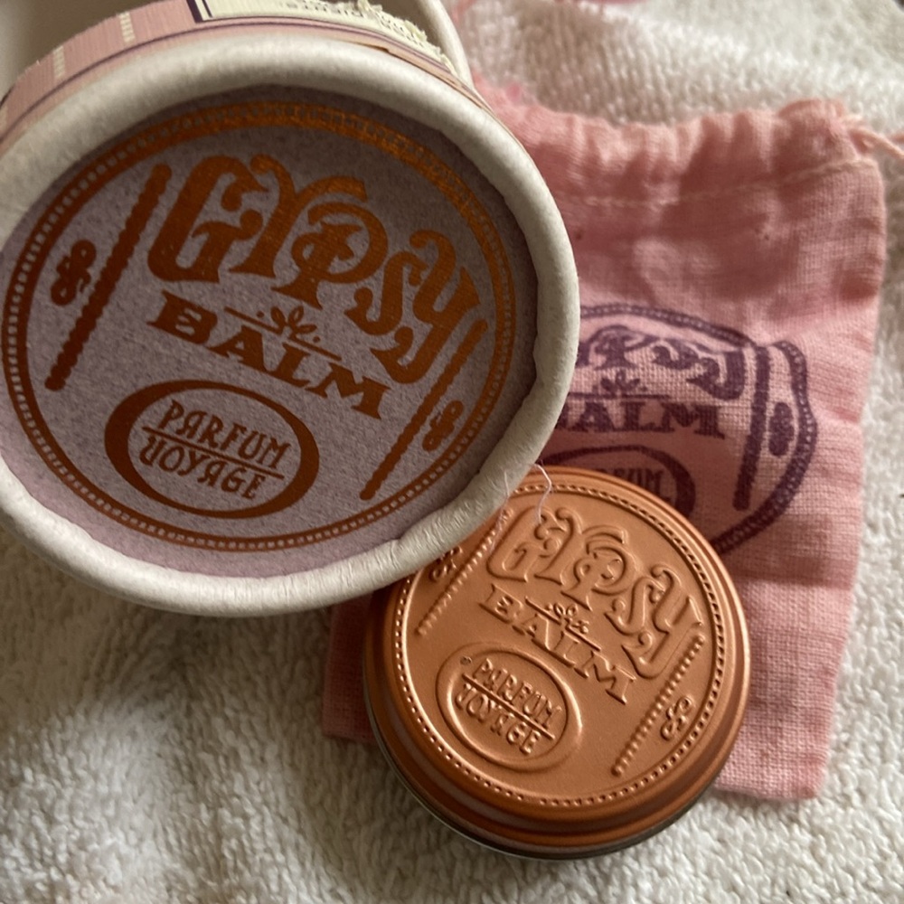 Assorted Compact Collection - Picture 7 of 9